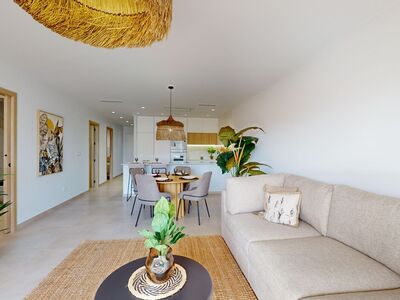 Fraaie appartementen, dichtbij zee en winkels, tropische tuin.