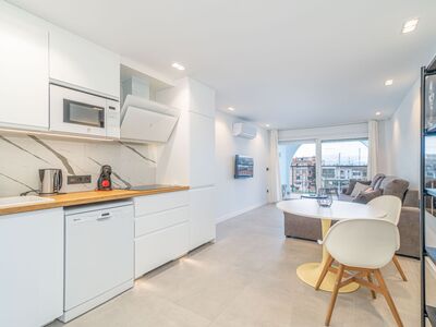 Compleet gerenoveerde studio met verhuurlicentie