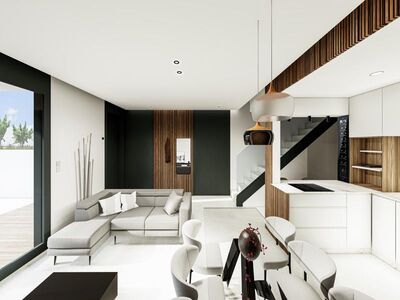 Ruime woningen met zwembad, patio en dakterras.