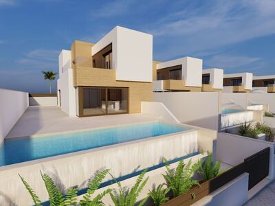 Ruime luxe schakelvilla op zeer gewild resort