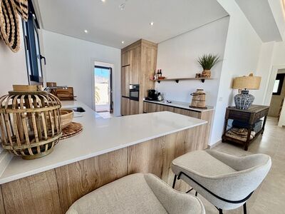 Riante villa, met zwembad en ruime tuin