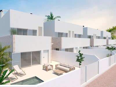 2-onder-1-kap-villa met eigen zwembad