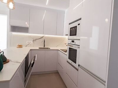 6202 Vrijstaande villa, luxe afgewerkt, dichtbij 2 stranden.