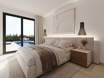 Ruime villa met veel grond, dus een grote tuin en zwembad