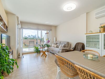 Hoekappartement met flinke tuin er om heen