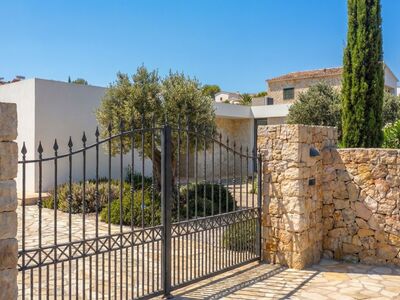 Prachtige villa, rustig gelegen, 580 m2 grond