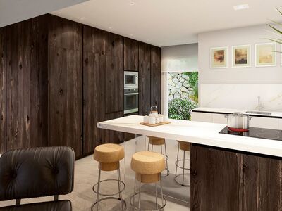 Riante villa met zwembad, ook met grote onderbouw
