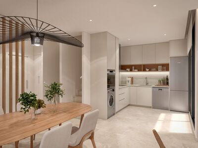 Riante villa met  zwembad en grote onderbouw met daglicht,