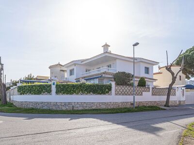 Zonnige villa in het centrum van Empuriabrava