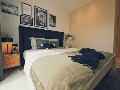 Riante villa met zwembad, ook met grote onderbouw