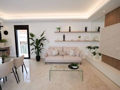 Villa met veel ruimte, grote tuin, een dakterras en een garage