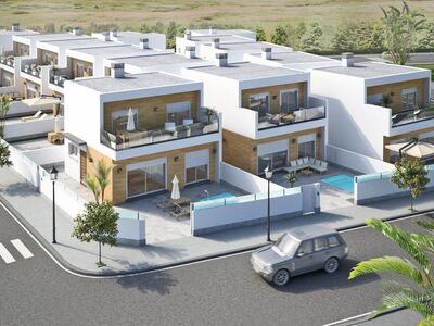 2,5 km van strand, fraaie woning met zwembad