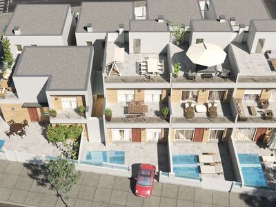 2,5 km van strand, fraaie woning met zwembad