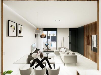 Ruime woningen met zwembad, patio en dakterras.