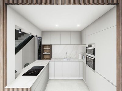 Ruime woningen met zwembad, patio en dakterras.