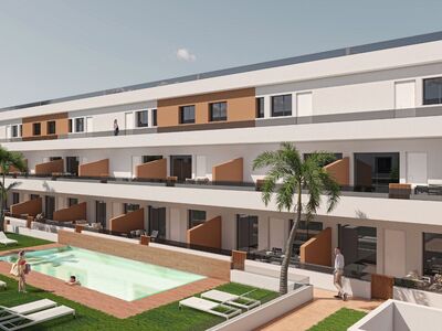 verdieping of penthouse, garage plaats/berging, groot zwembad