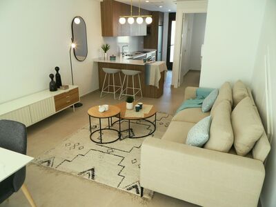 Drie slaapkamers, drie badkamer, gezamenlijke tuin en zwembad