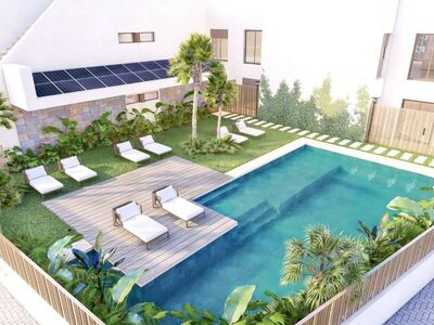 Luxe appartement met tuin, vele extra's.
