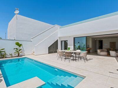 Fraaie villa's met bijzonder zwembad én een dakterras