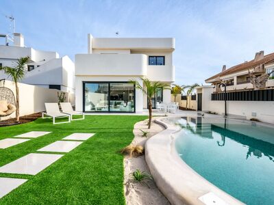 Wat een villa! Echt een bijzonder ontwerp