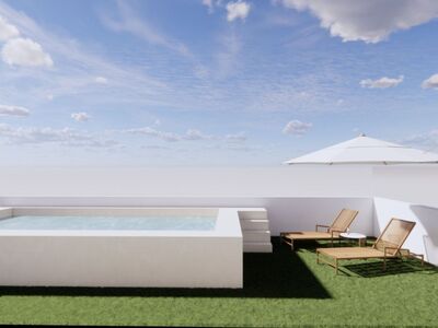 Dichtbij zee, groot terras, gezamenlijk zwembad op het dak