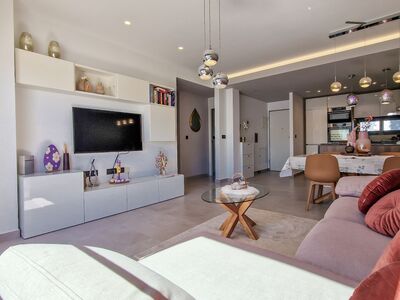 Bestaand penthouse met mooi uitzicht. De moeite waard!