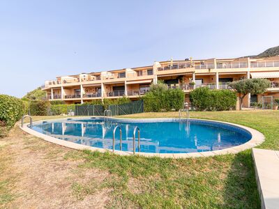 Hoekappartement met flinke tuin er om heen