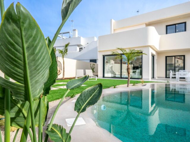 Wat een villa! Echt een bijzonder ontwerp